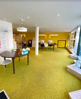 COMMERCIËLE TOPLOCATIE TE HUUR – AALST (INVALSWEG NAAR CENTRUM) foto 4