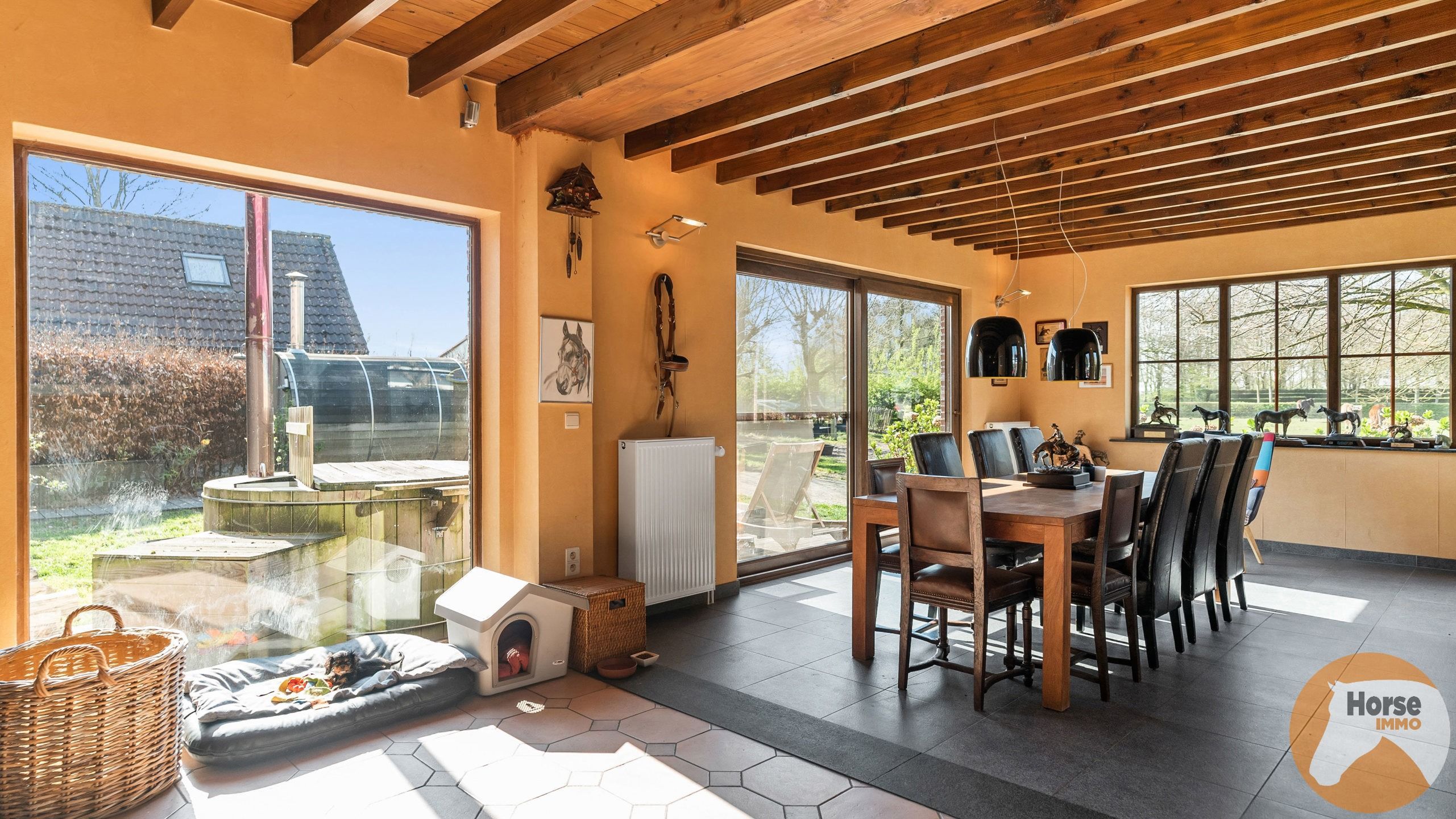 BERLARE - Instapklare woning met stallen en weides foto 15