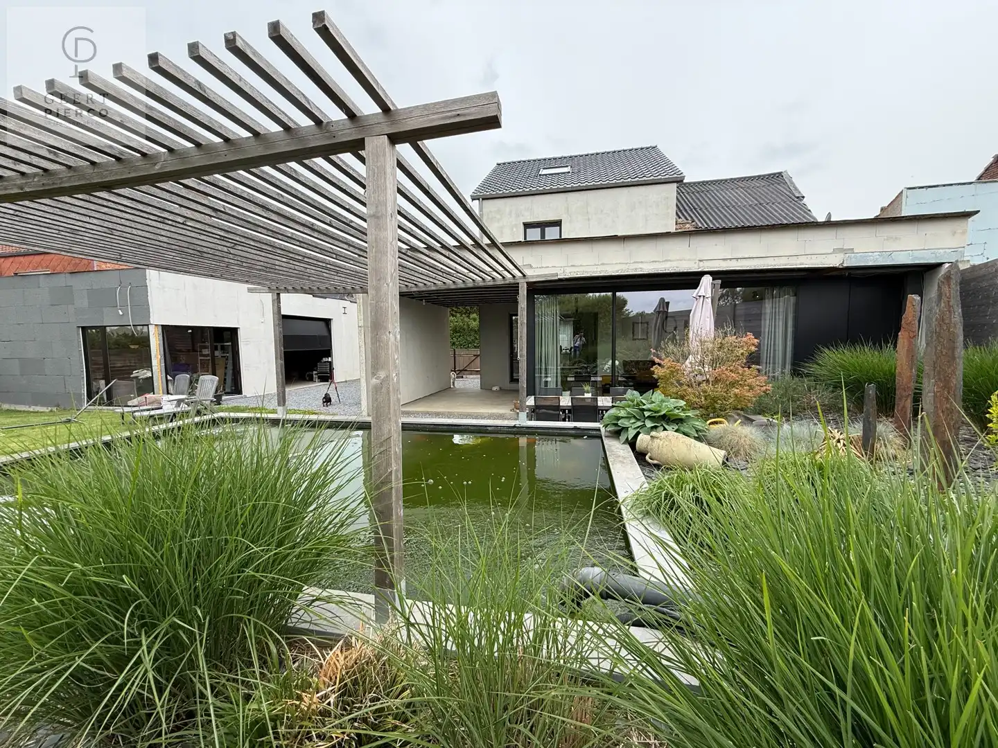 Ruimtelijke woning op een toplocatie foto 53