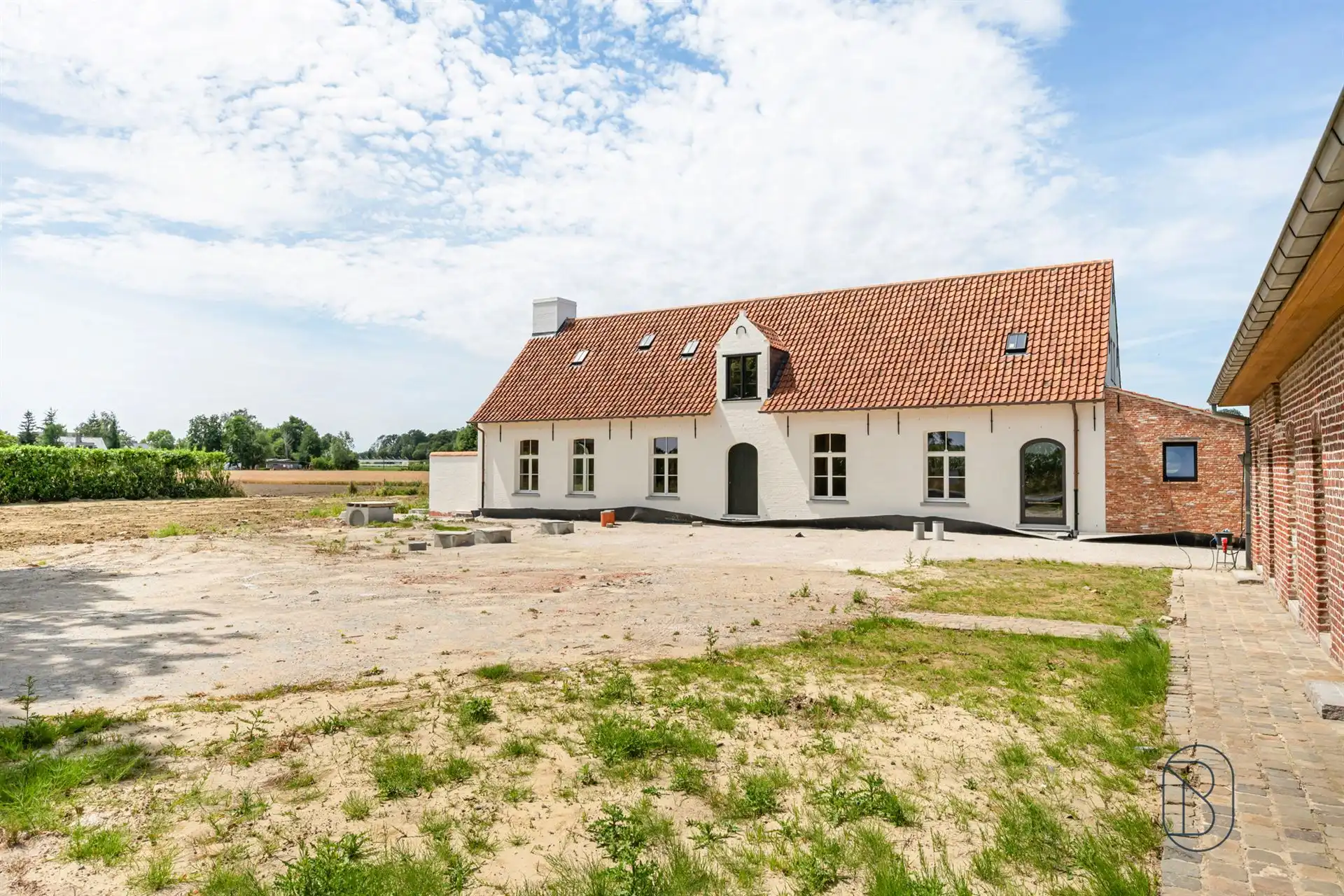 Uniek casco-landhuis met bijgebouw en vijver op TOP ligging! foto 6