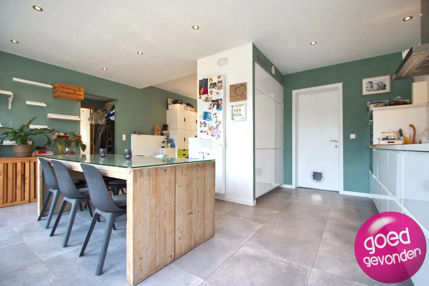 WONING - GERENOVEERD - 4 SLK - TERRAS - TUIN - PARKING foto 9