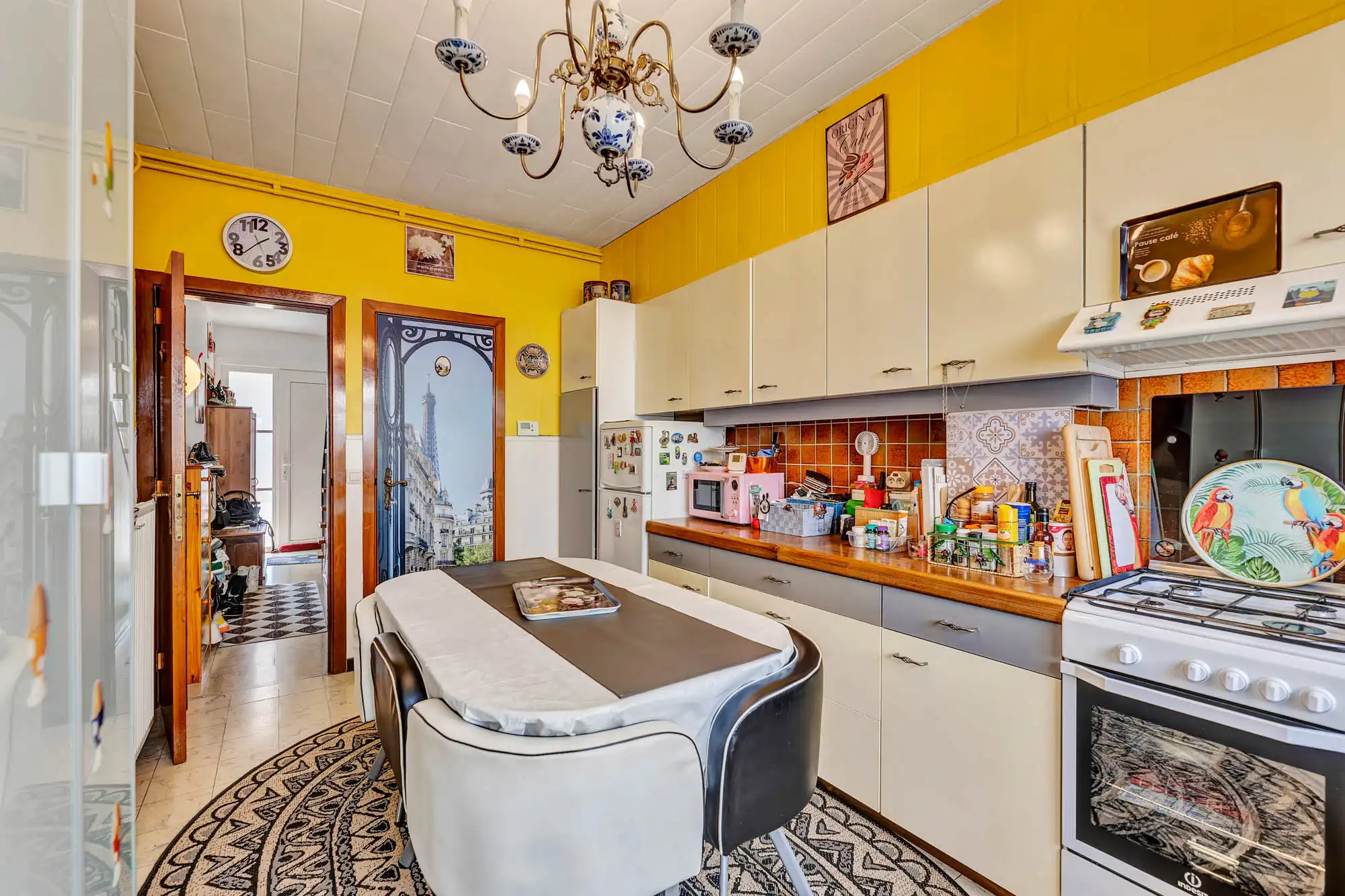 Instapklare woning met 3 slpks, ruime tuin en garage foto 7
