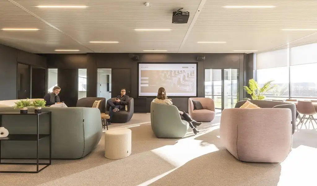 Full service kantoor in SkylinE40 business center in Erembodegem foto 13