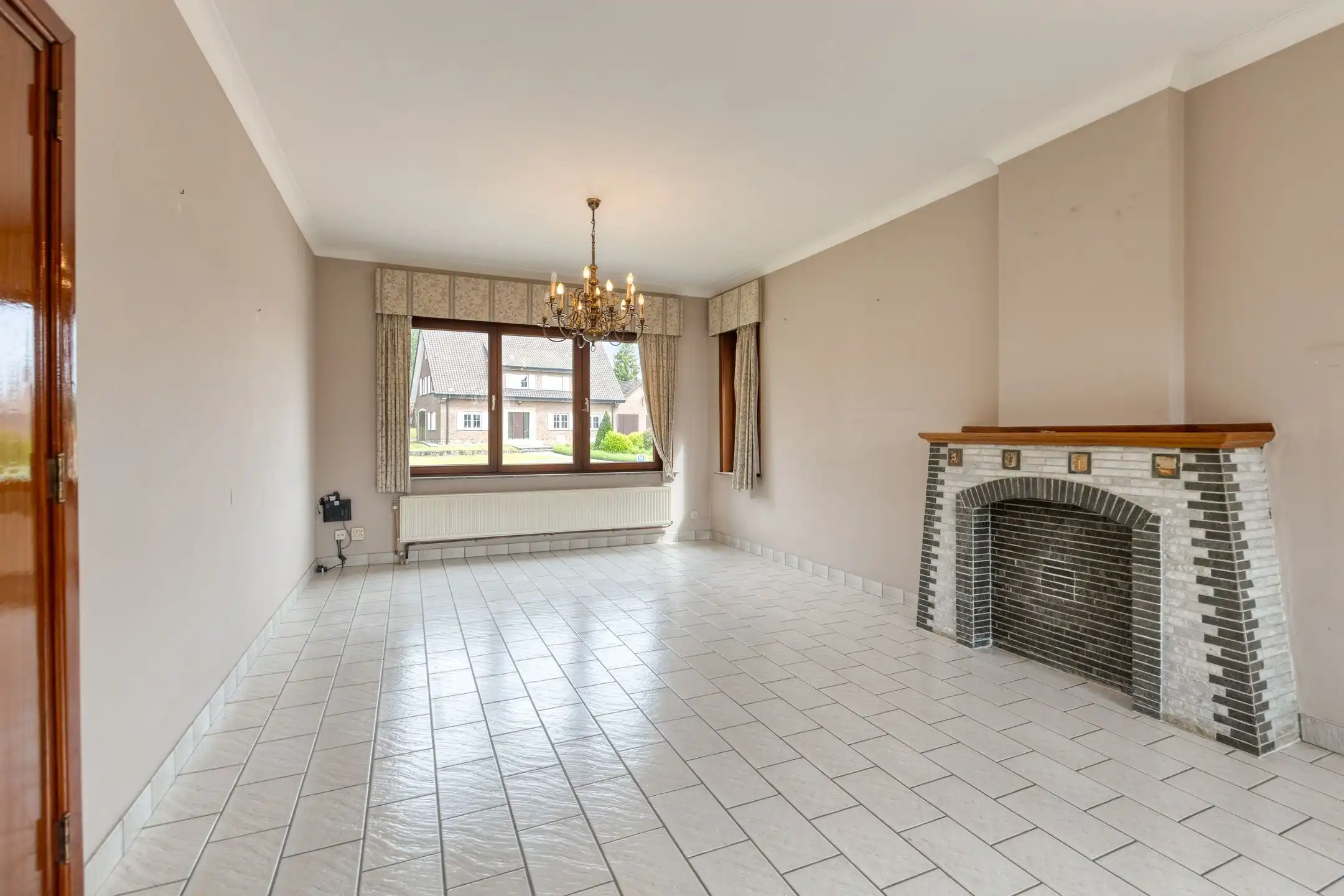Woning vol potentieel op ruim perceel foto 4