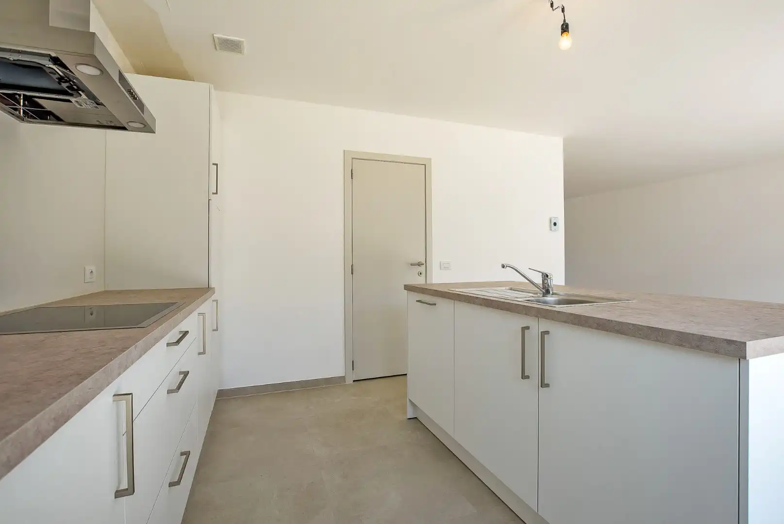 Prachtig afgewerkte nieuwbouwwoning met 4 slaapkamers te Pervijze (Diksmuide).  foto 9