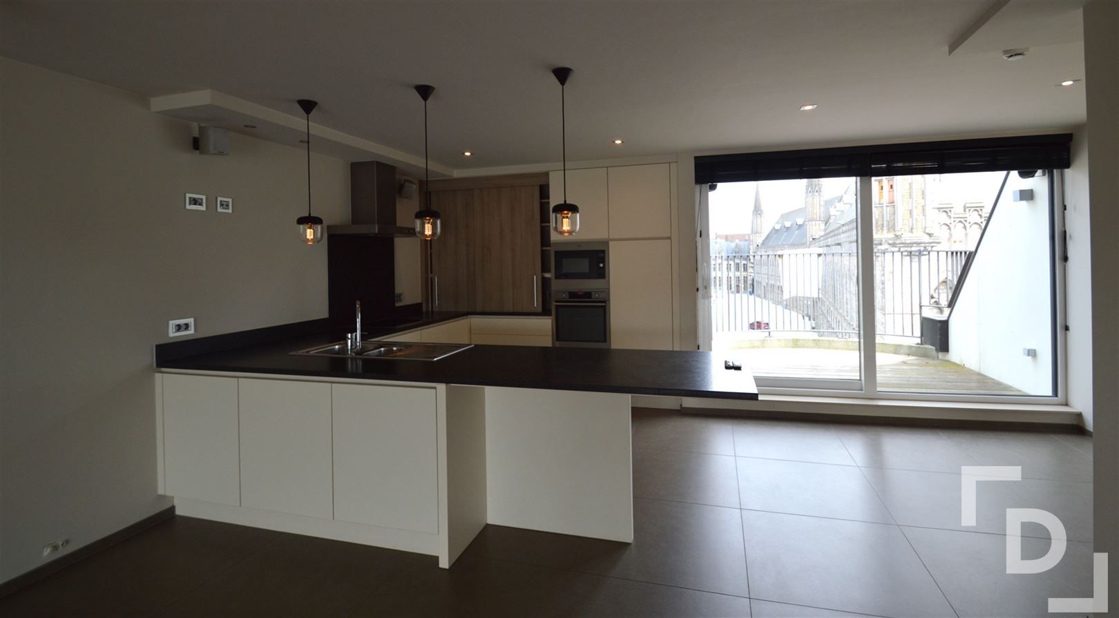 Luxe duplex appartement met autostaanplaats foto 5