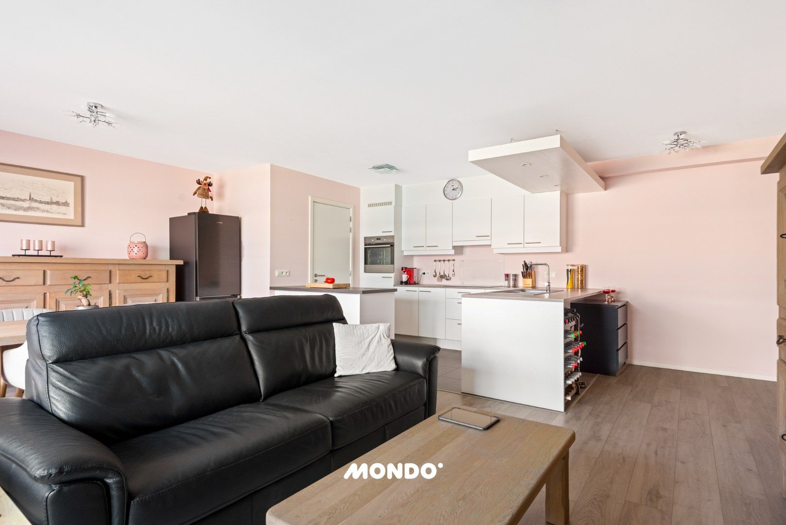 Instapklaar appartement met 2 slaapkamers! foto 4