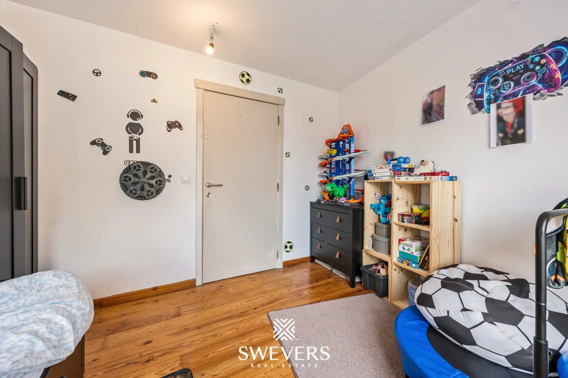Gerenoveerde woning met 3 slaapkamers vlakbij centrum  foto 13