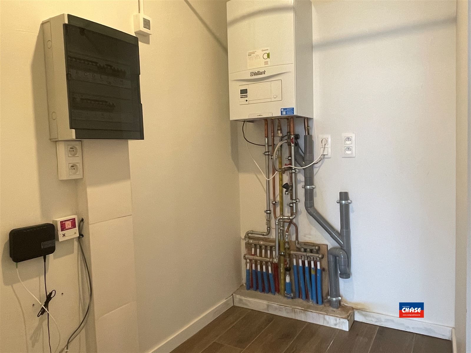 Knap nieuwbouwappartement met 2 slaapkamers, groot terras met prachtig uitzicht en ondergrondse autostaanplaats foto 18