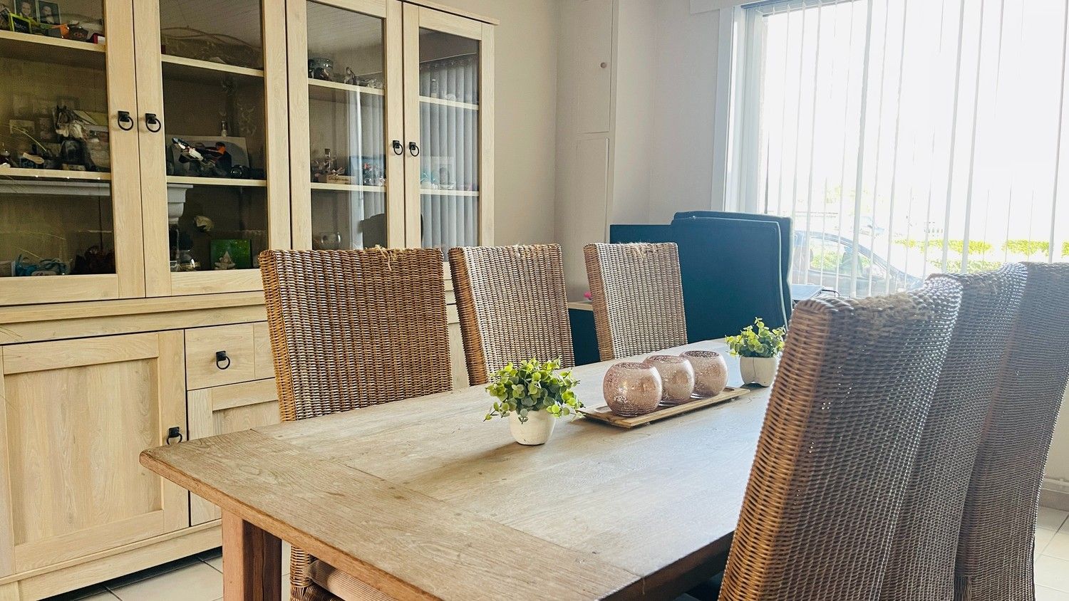 Huis te koop foto {{pictureIndex}}