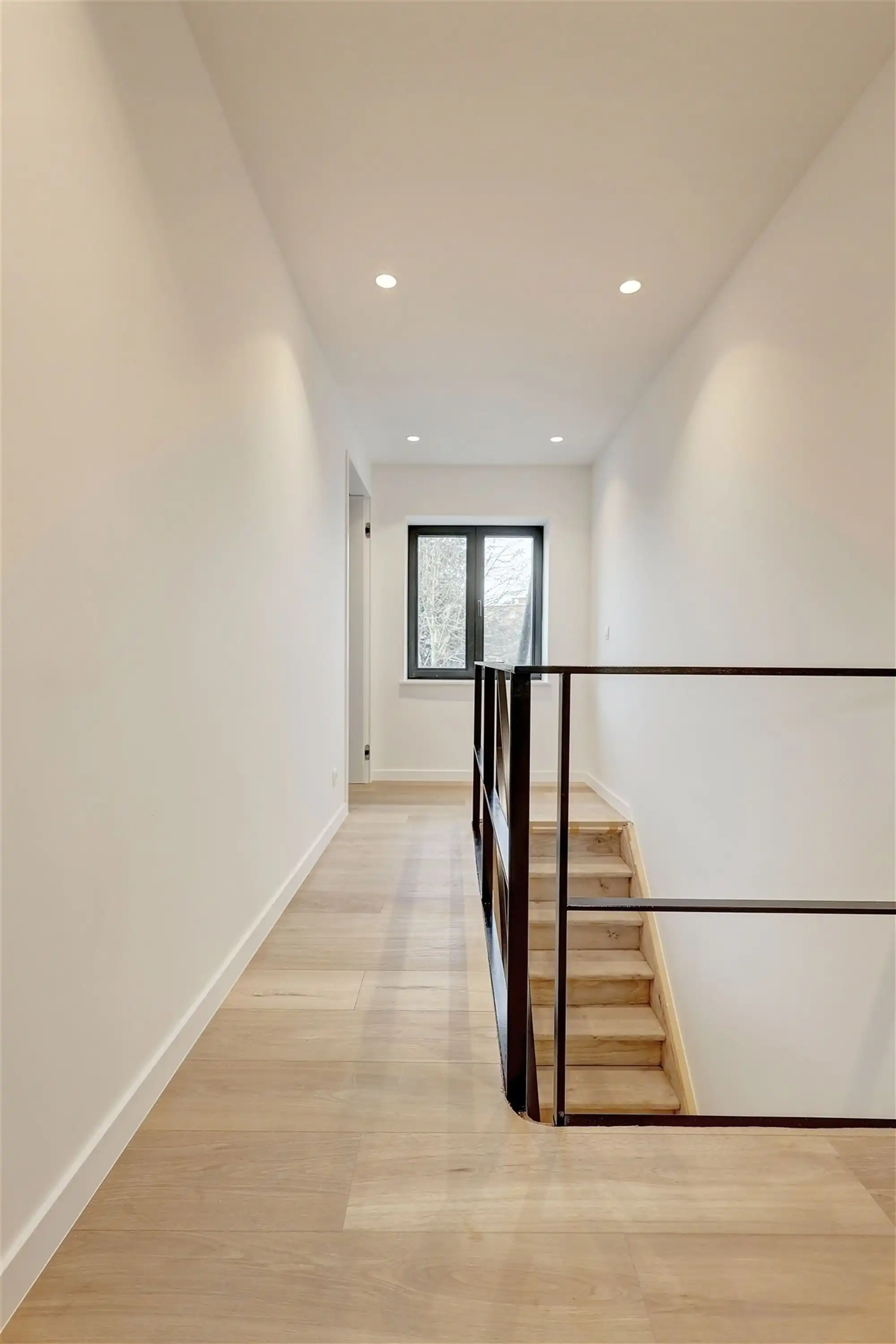 Prachtig gerenoveerd huis met tuin en 4 slaapkamers centrum Mortsel foto 15