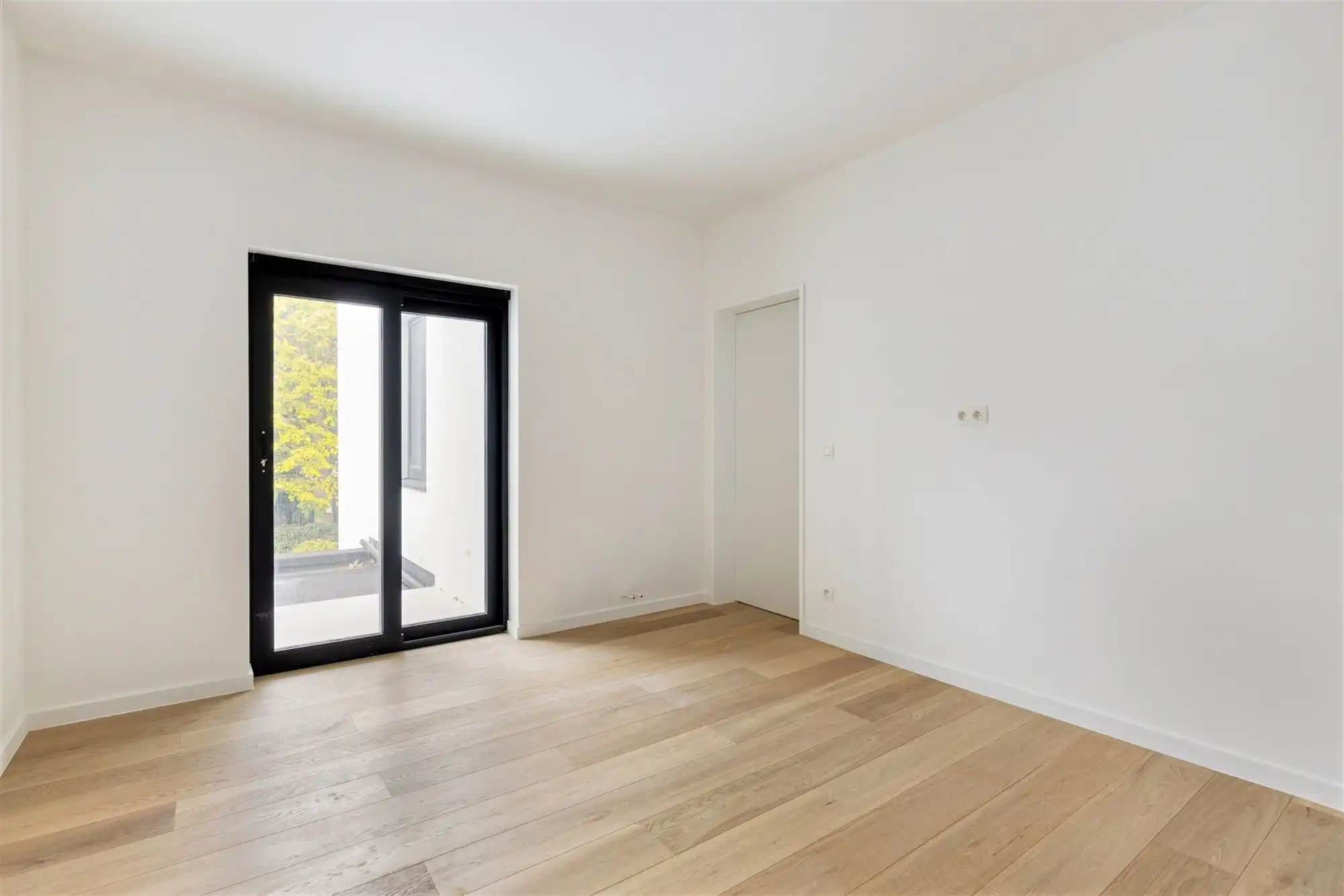 Prachtig gerenoveerd huis met tuin en 4 slaapkamers centrum Mortsel foto 15