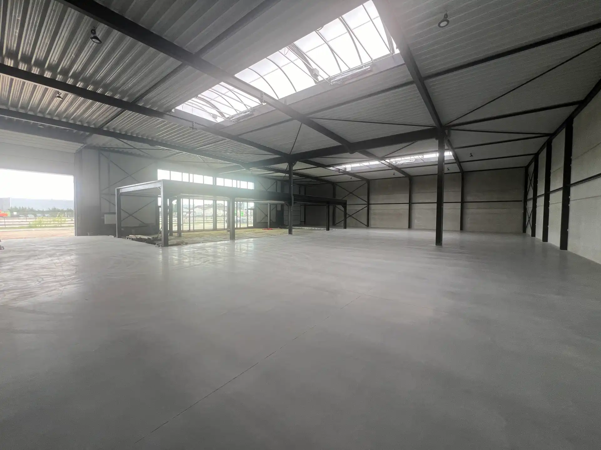 NIEUWBOUW BEDRIJFSHAL VAN 600M² VLAKBIJ DE E314 foto 7