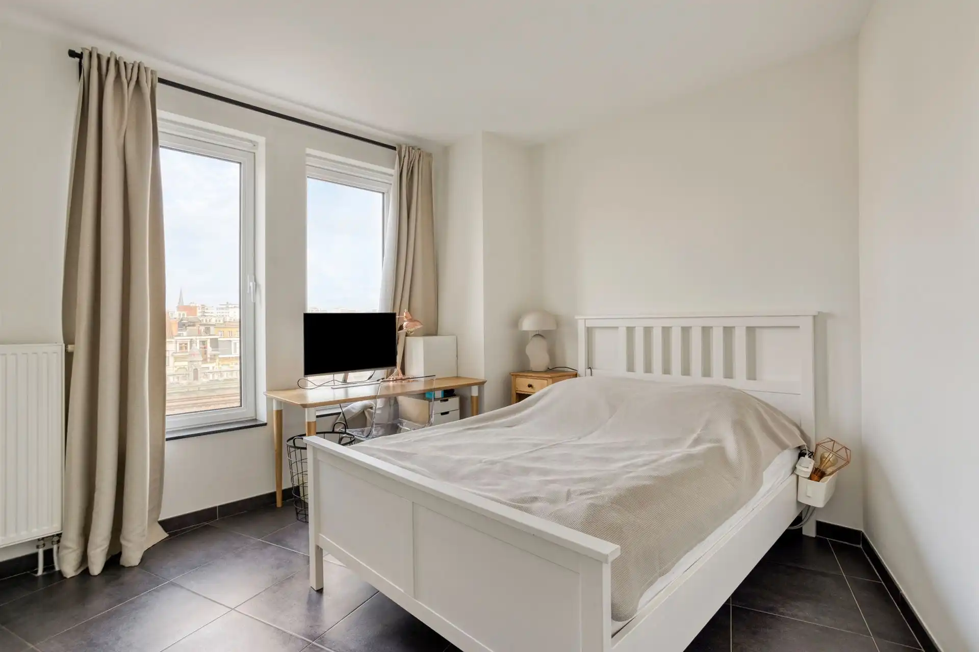 Modern 1-slaapkamerappartement in hartje Antwerpen! foto 10
