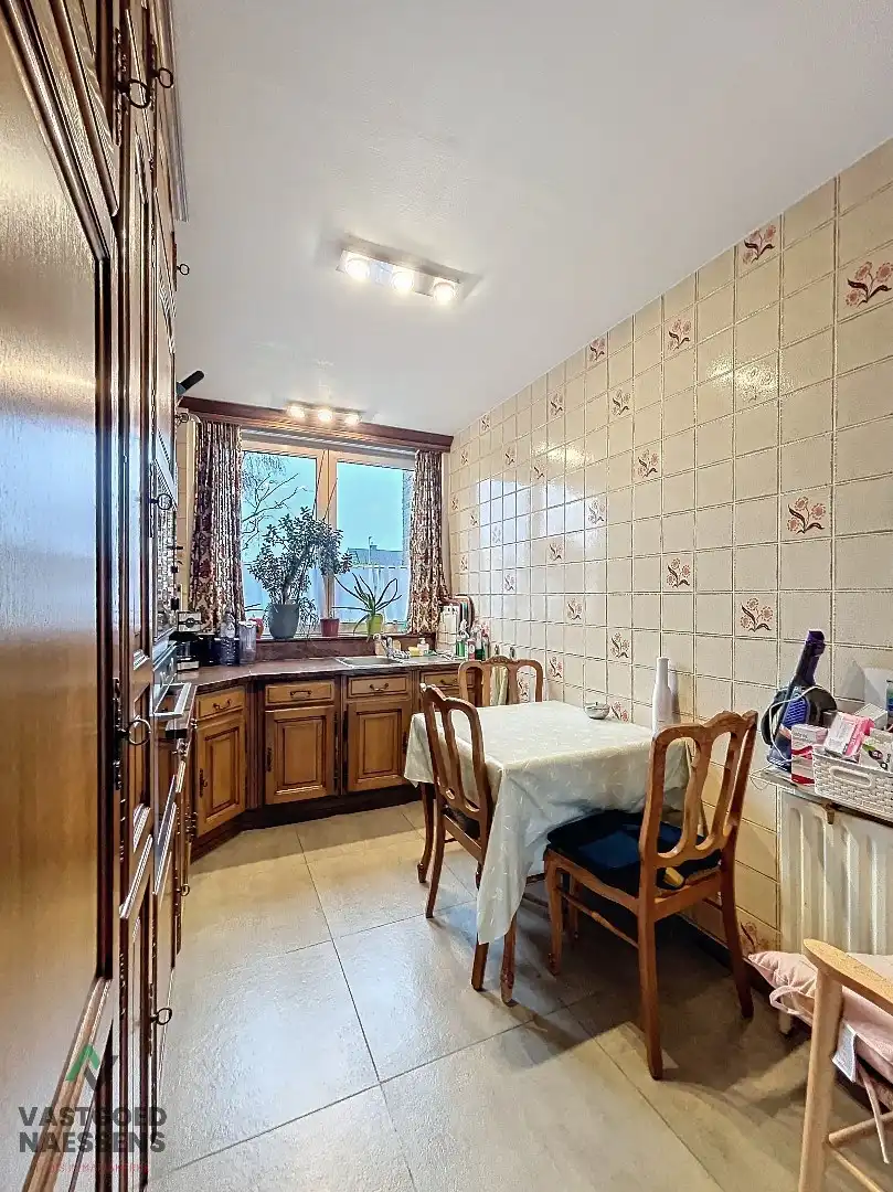 INSTAPKLARE WONING MET 3 SLPK, GARAGE EN ZONNIGE TUIN foto 12