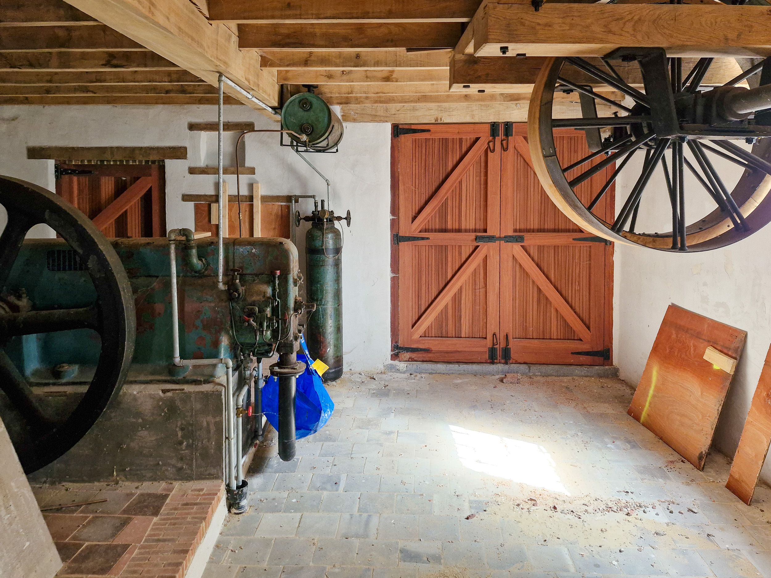 Monumentale Engelsmolen te koop op 3,4 hectare en verschillende mogelijkheden foto 11