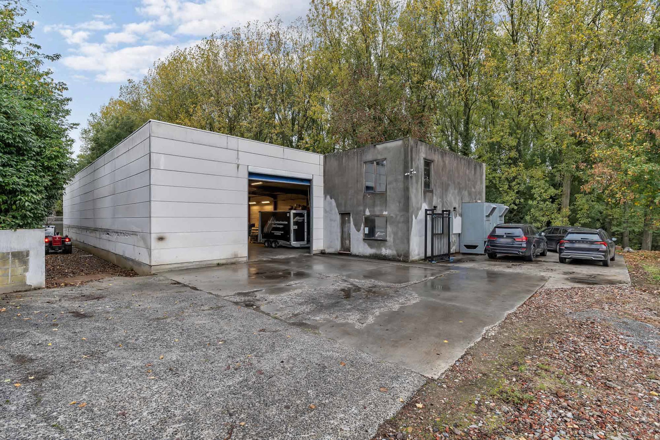 Loods (600m²)  met woonmogelijkheid op rustige locatie foto 17