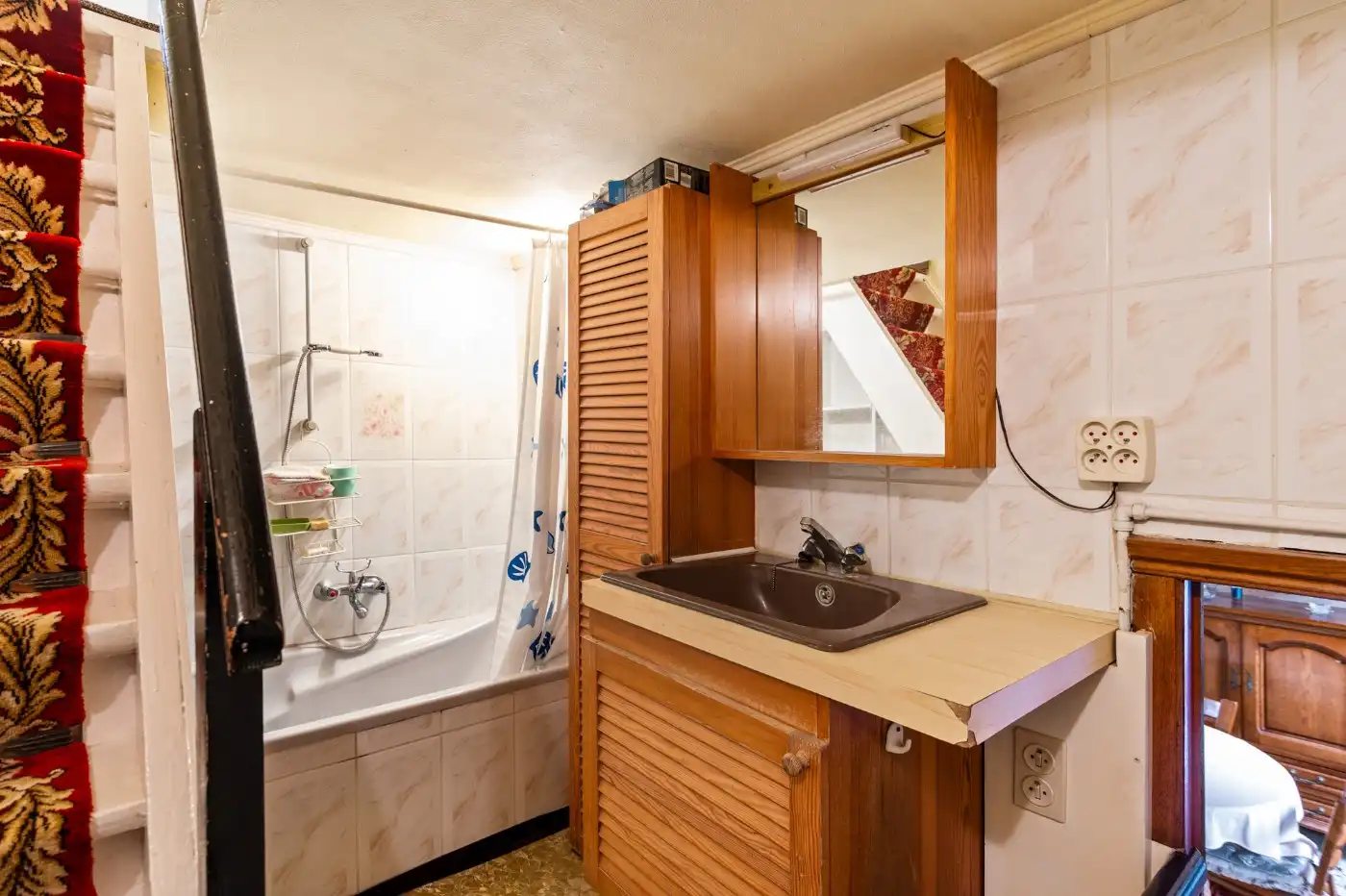 Te renoveren woning met 3 slpk., stadstuin en garage foto 15