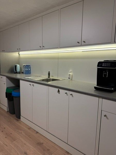 Onderhuur kantoorruimte – in het centrum van Beringen. foto 15