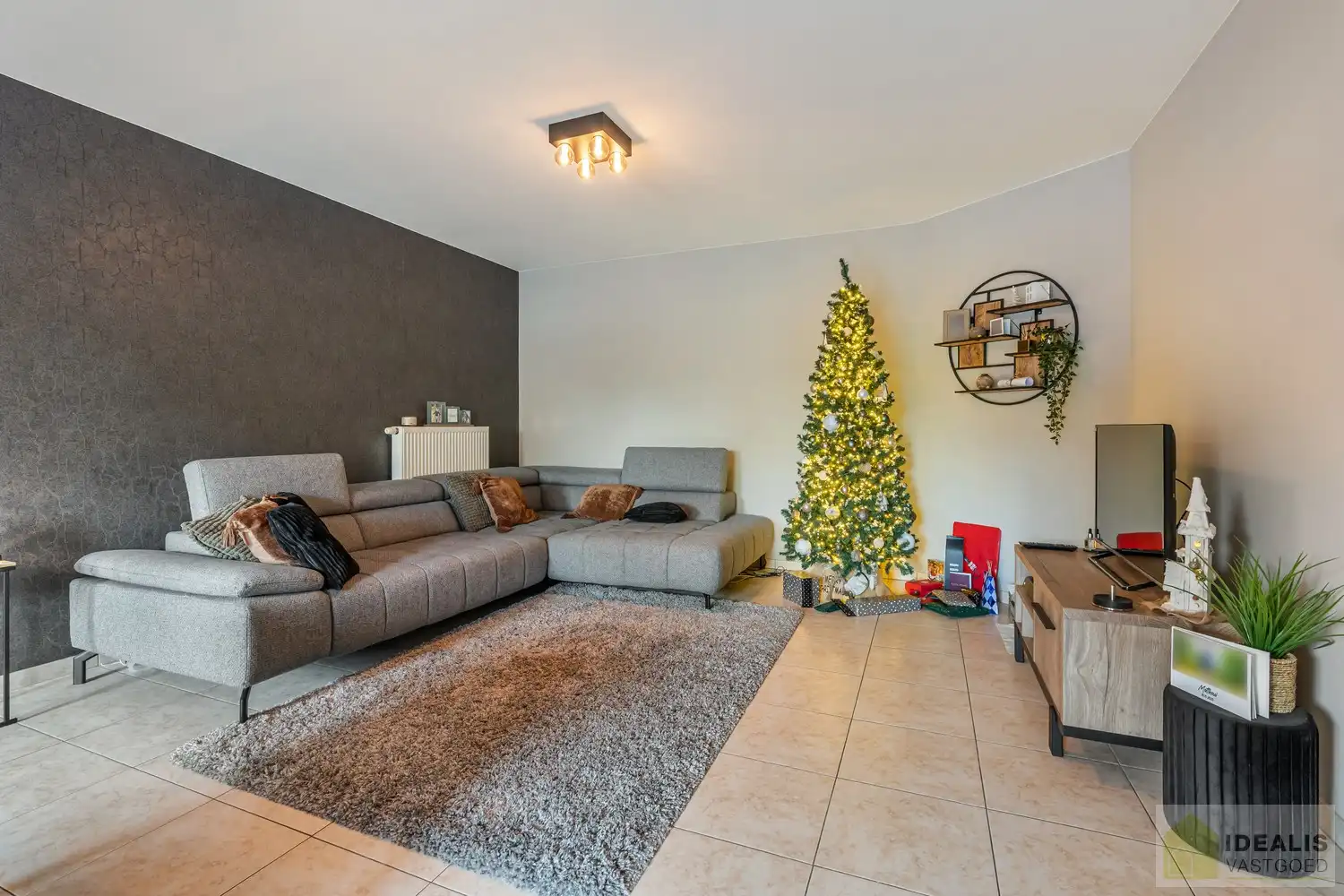 PERFECT ONDERHOUDEN GELIJKVLOERS APPARTEMENT MET MAAR LIEFST 3 SLAAPKAMERS VLAKBIJ HET BRUISENDSE CENTRUM VAN HEUSDEN-ZOLDER foto 10