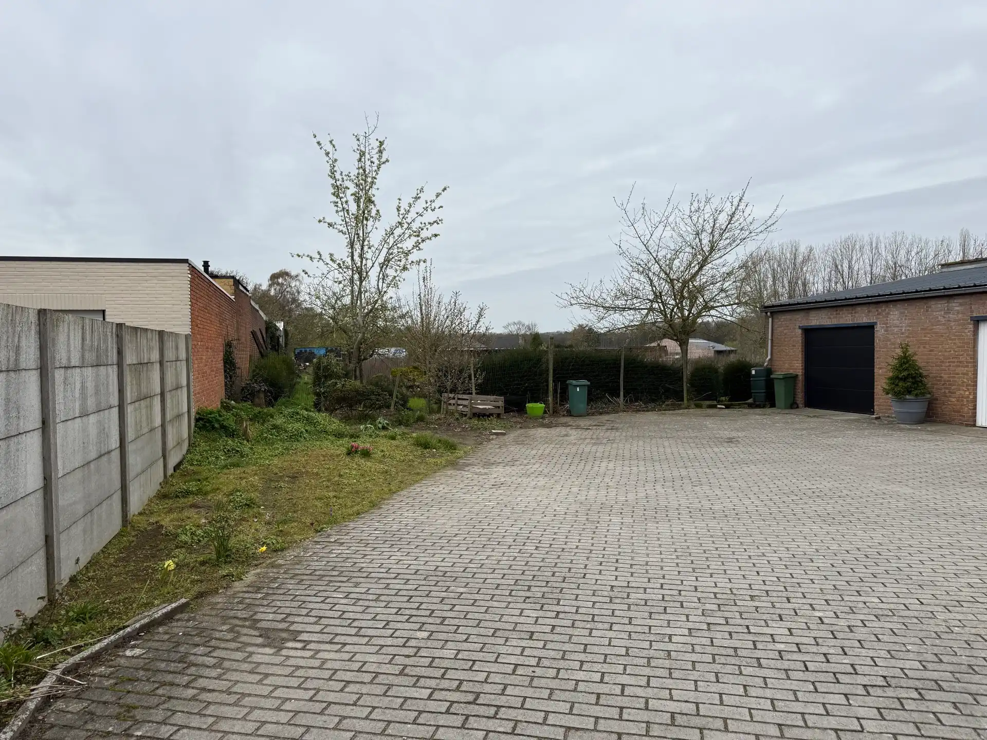 SERSKAMP - Ruim, gerenoveerd appartement mét garage. foto 12