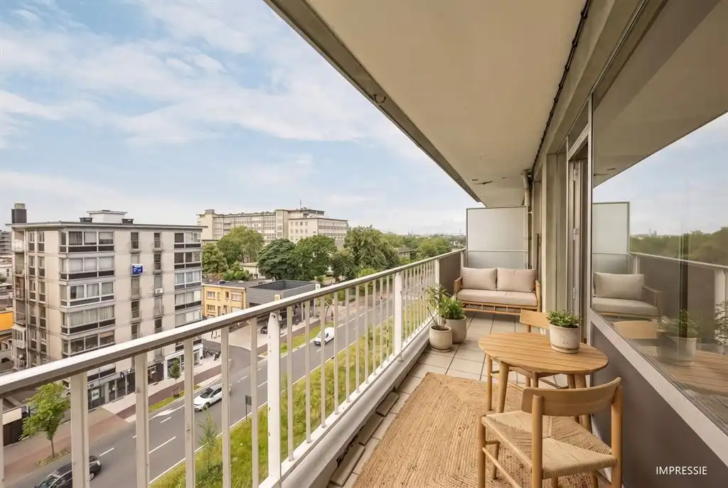 Lichtrijk 2-slaapkamerappartement met zonnig terras foto 2
