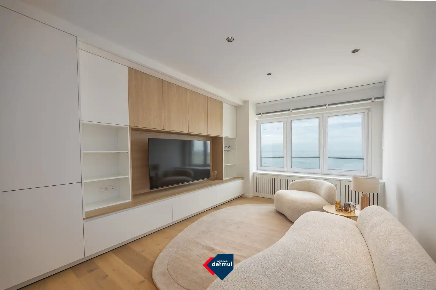 RESIDENTIE LA REGENCE foto {{pictureIndex}}