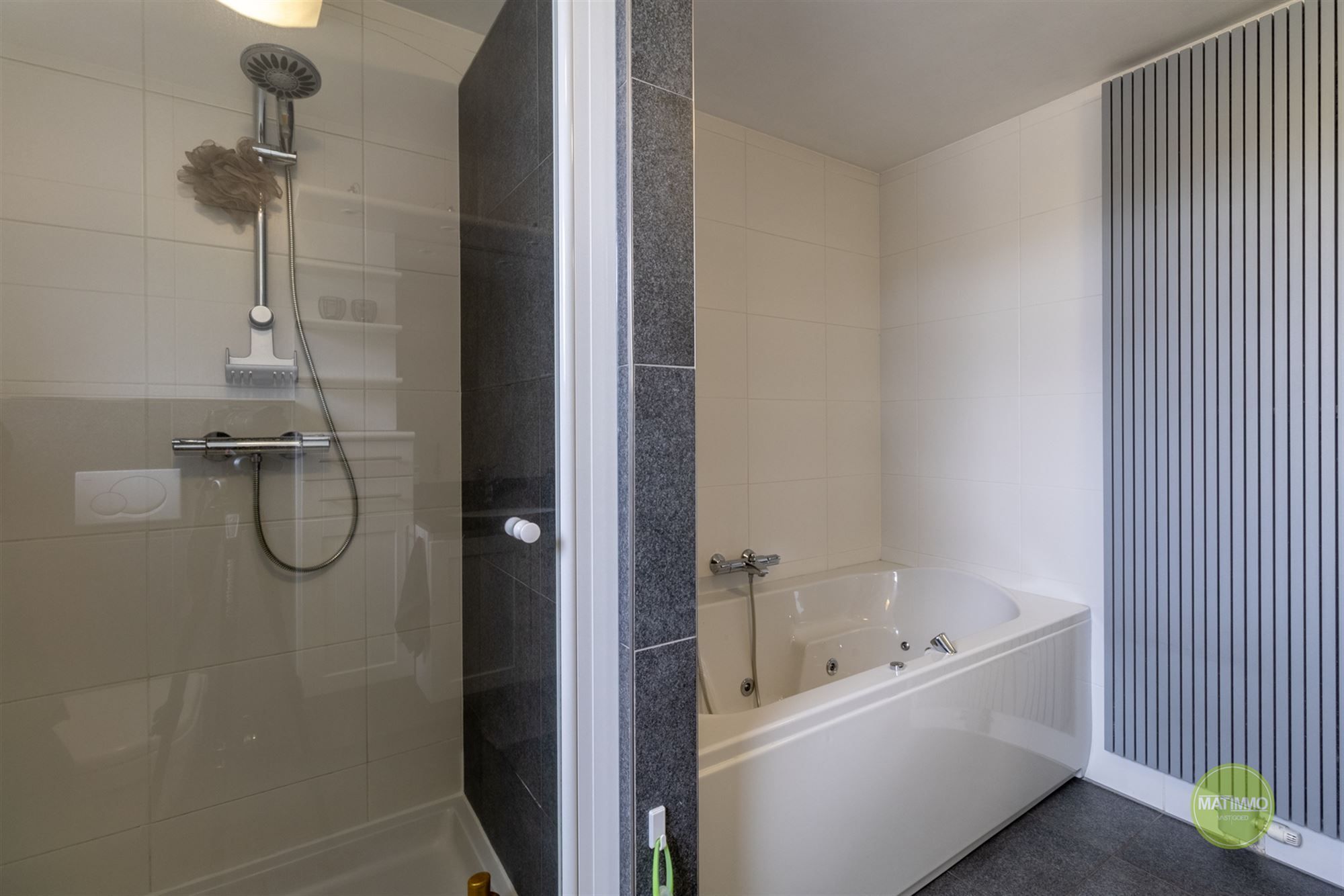 Penthouse met twee slaapkamers en ruim terras te Mol foto 13