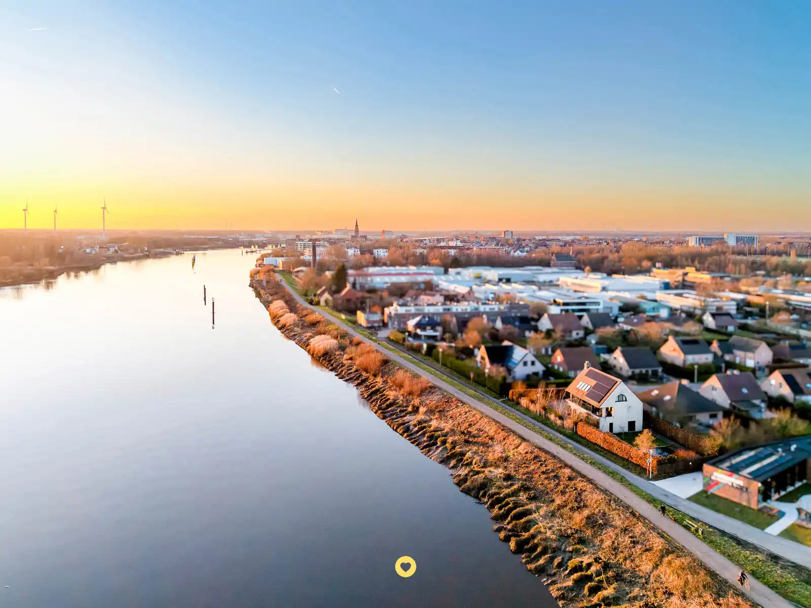 Exclusieve villa met panoramisch zicht op de Rupel foto {{pictureIndex}}