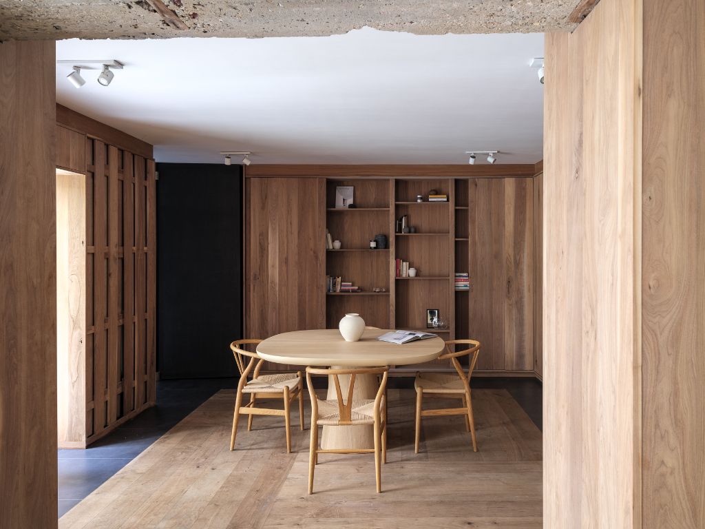 Wabi Sabi in het hart van Gent – een ontwerp van Tatsuro Miki foto {{pictureIndex}}