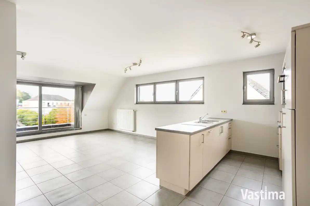 Instapklaar 2-slaapkamerappartement met zuidgericht terras én garage foto 7