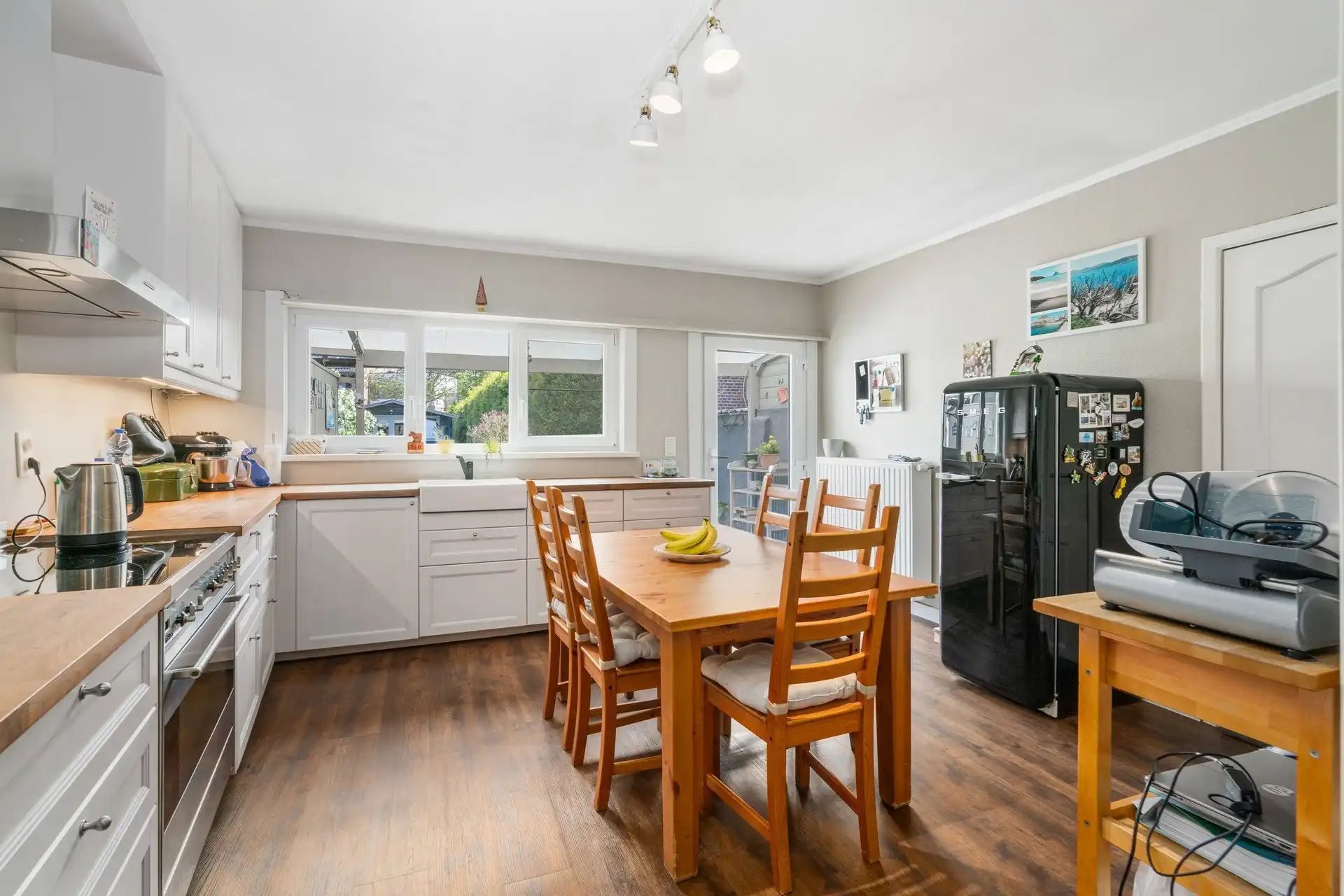 Charmante Half open bebouwing met 2 slaapkamers en prachtige tuin.  foto 9