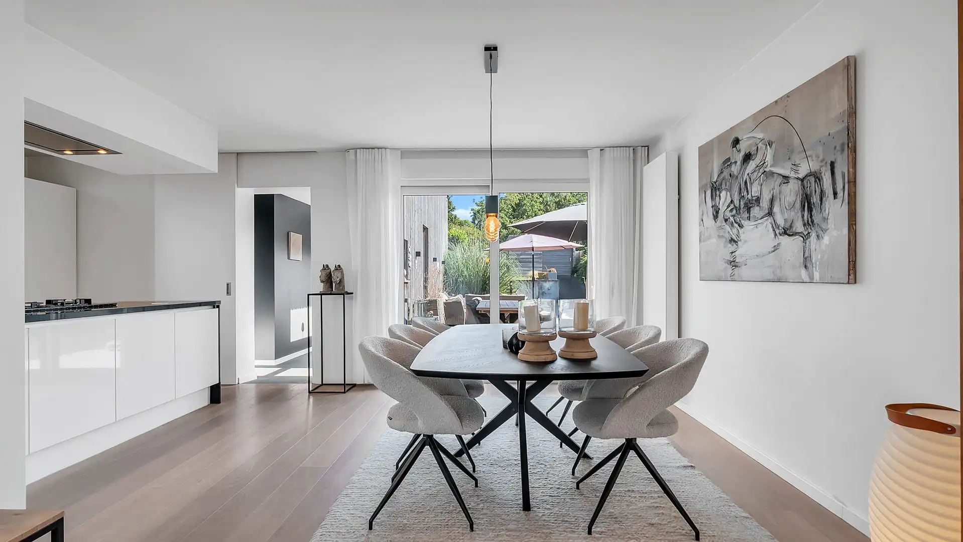 Instapklare en gerenoveerde woning met 3 slpkrs te As foto 4