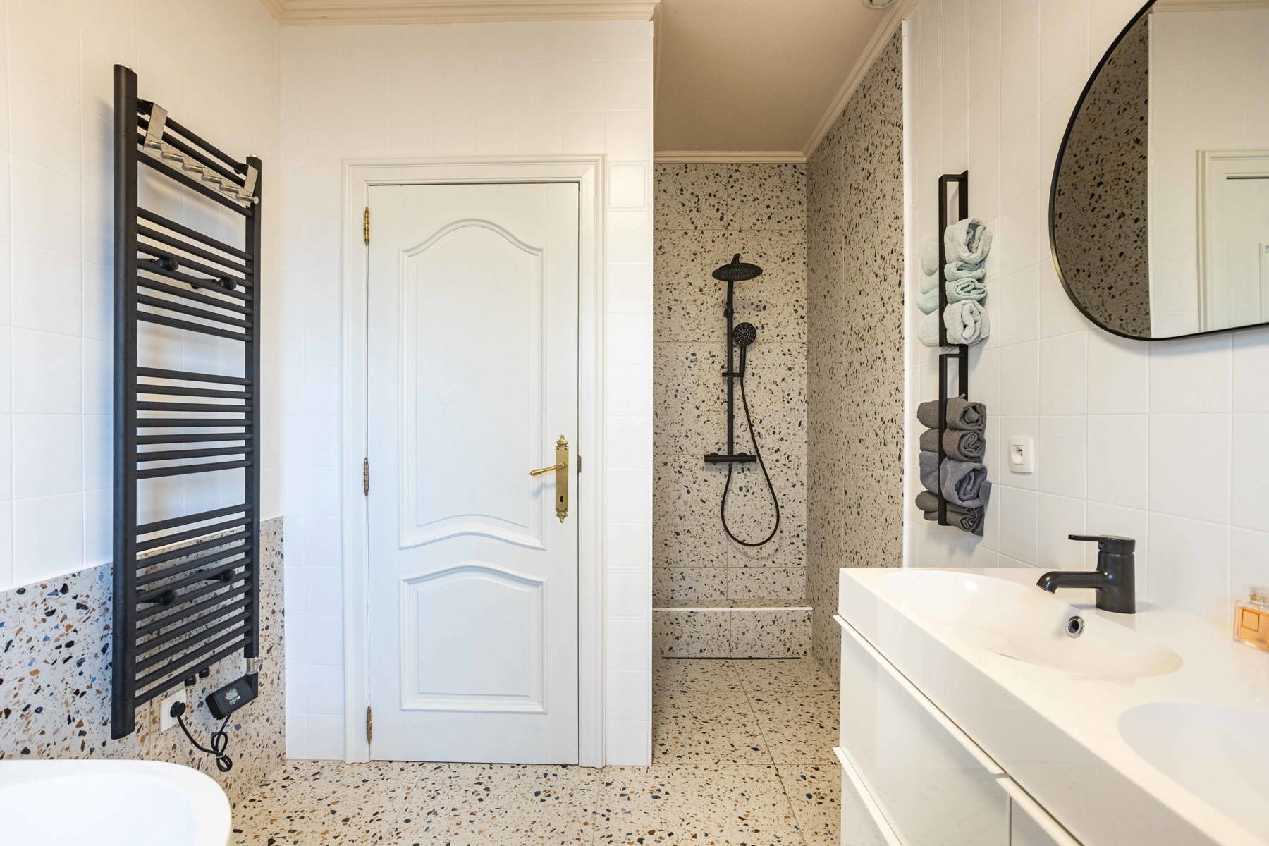 Instapklare bungalow met 3 slaapkamers en ruime tuin. foto 13