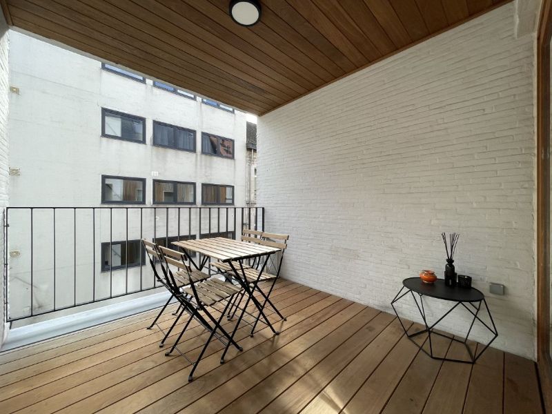 Stijlvol luxe-appartement met terras in hartje Gent – tussen de Reep en Sint-Annaplein foto 15