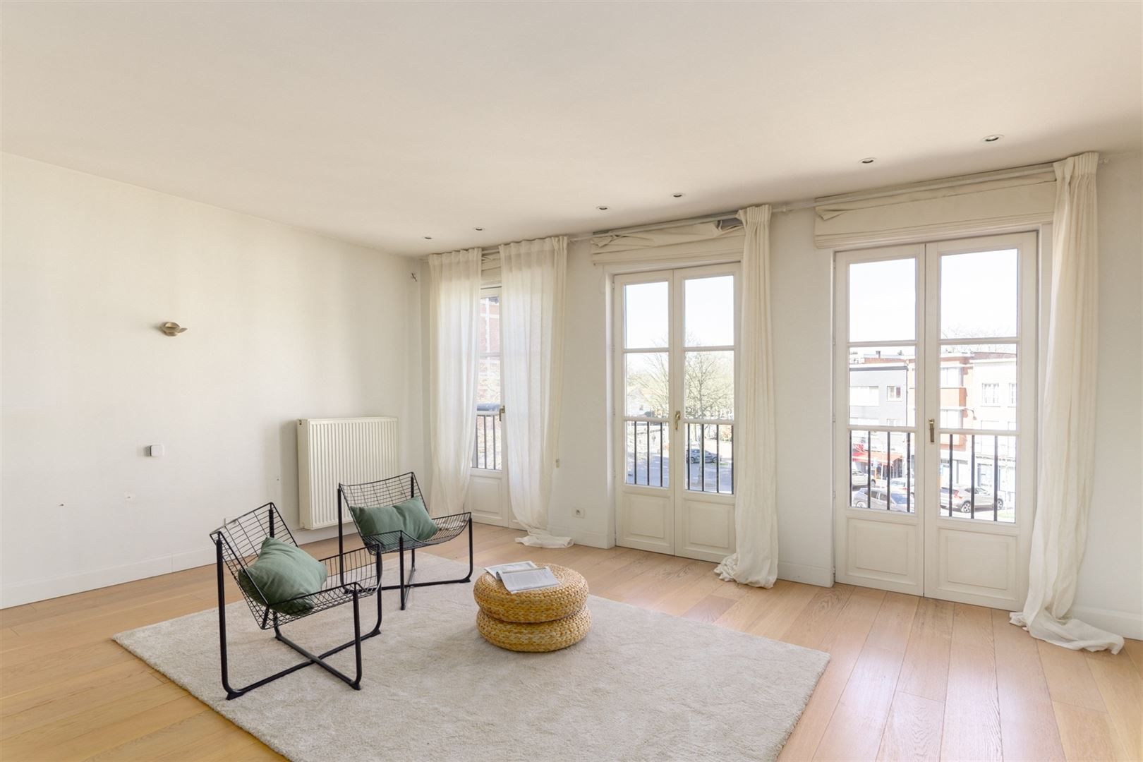 Wonen in het hart van Brasschaat, met zicht op het Oud Gemeentehuis foto 3