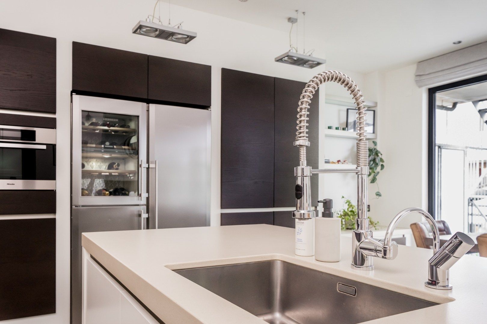 Stijlvol wonen in het hart van de Cadix-wijk foto 9