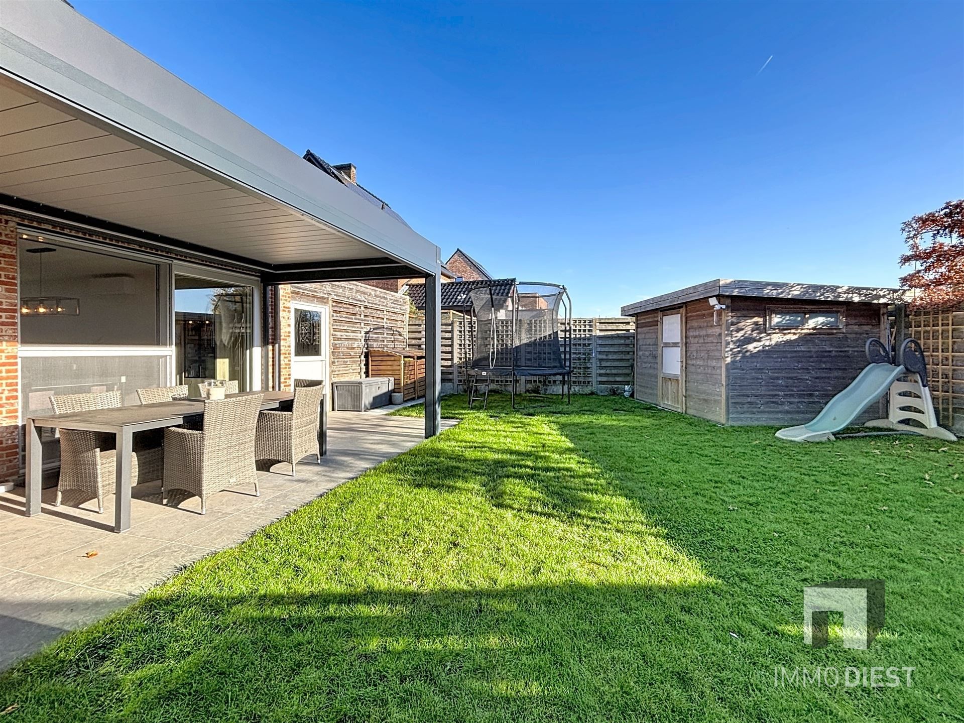 Moderne pastorijwoning op 3a 06ca met gunstige ligging in Veerle. foto 31