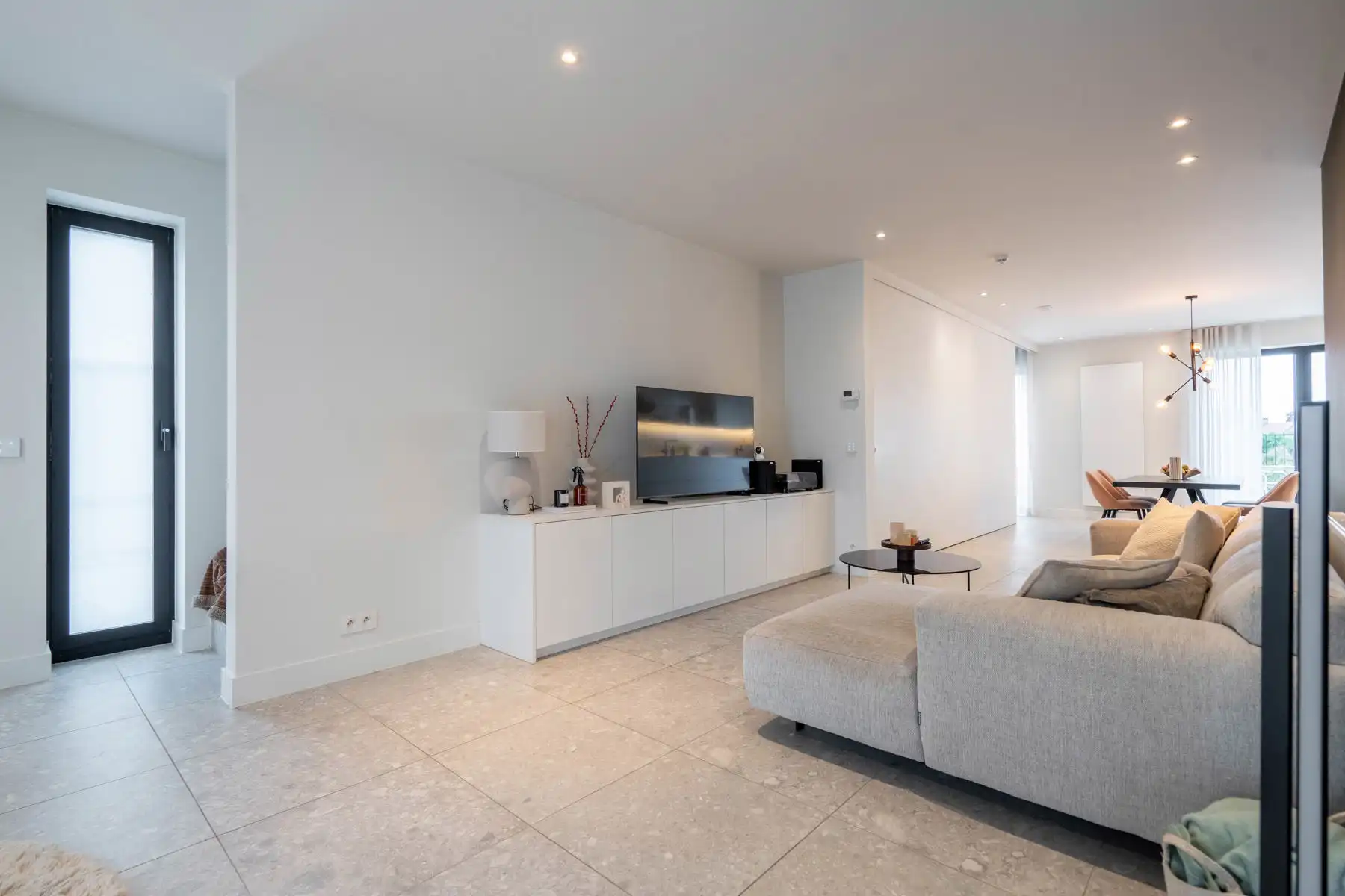 Recent duplex met 2 slpk en eigen inkom foto 15