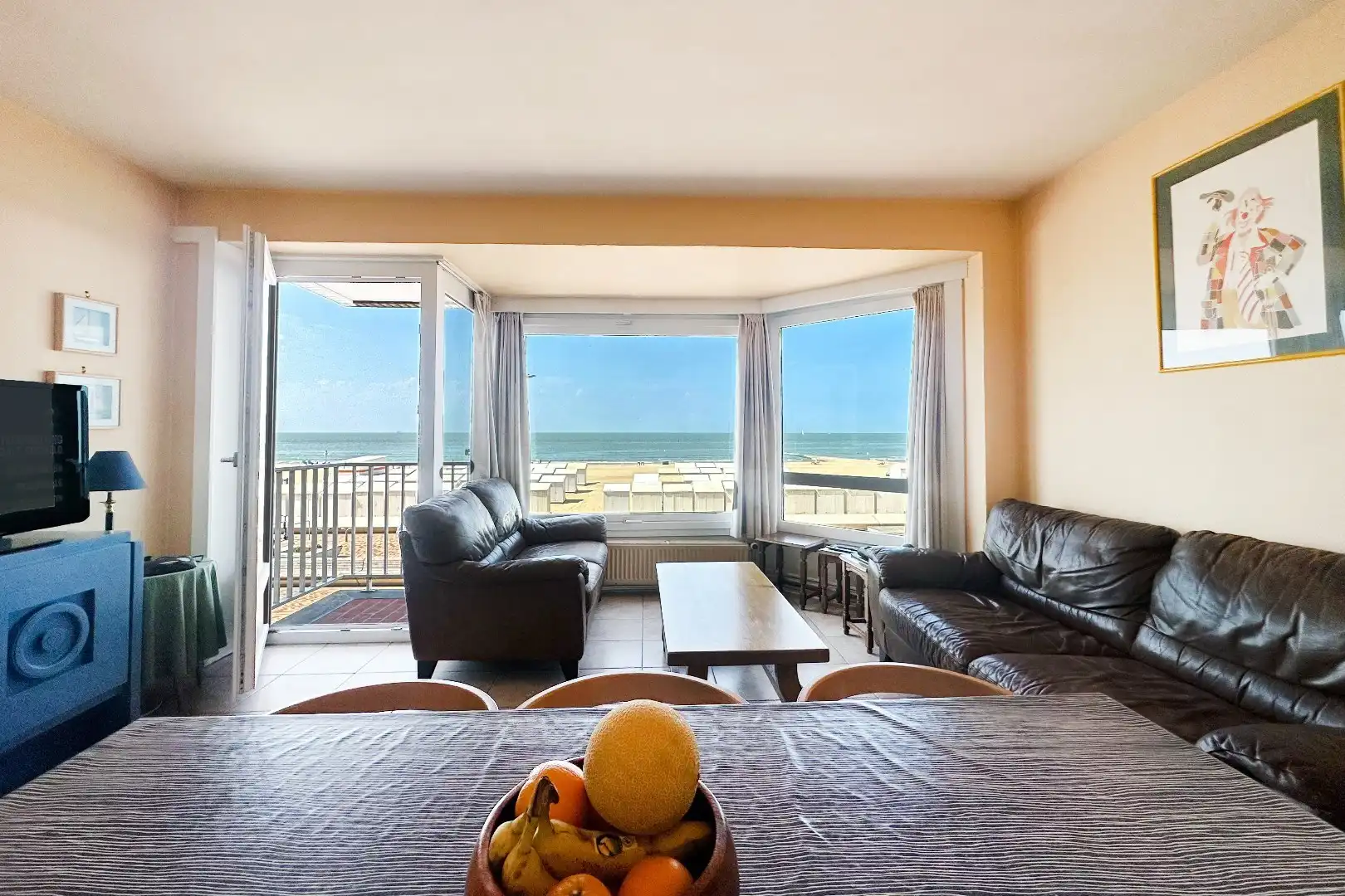 Exclusief Triplex Appartement op de Zeedijk van Wenduine – Luxe, Comfort en Zeezicht! foto 5