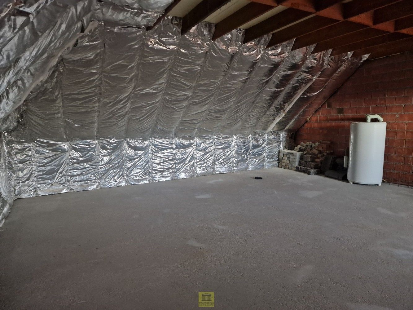 Degelijke halfopen bebouwing, rustig gelegen! foto 28