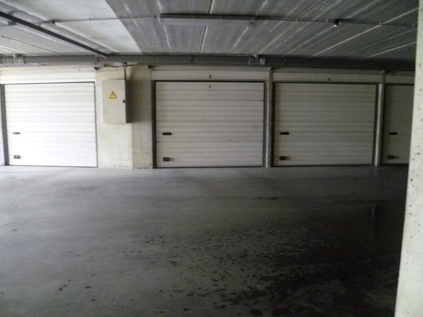 garagebox nr 5.  - VKZ474 foto {{pictureIndex}}