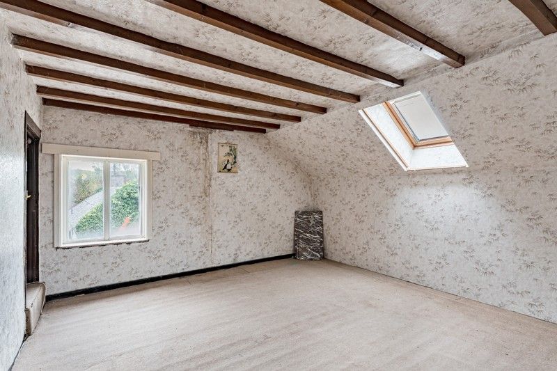 Charmante, te renoveren woning met tuin op 5are foto 25