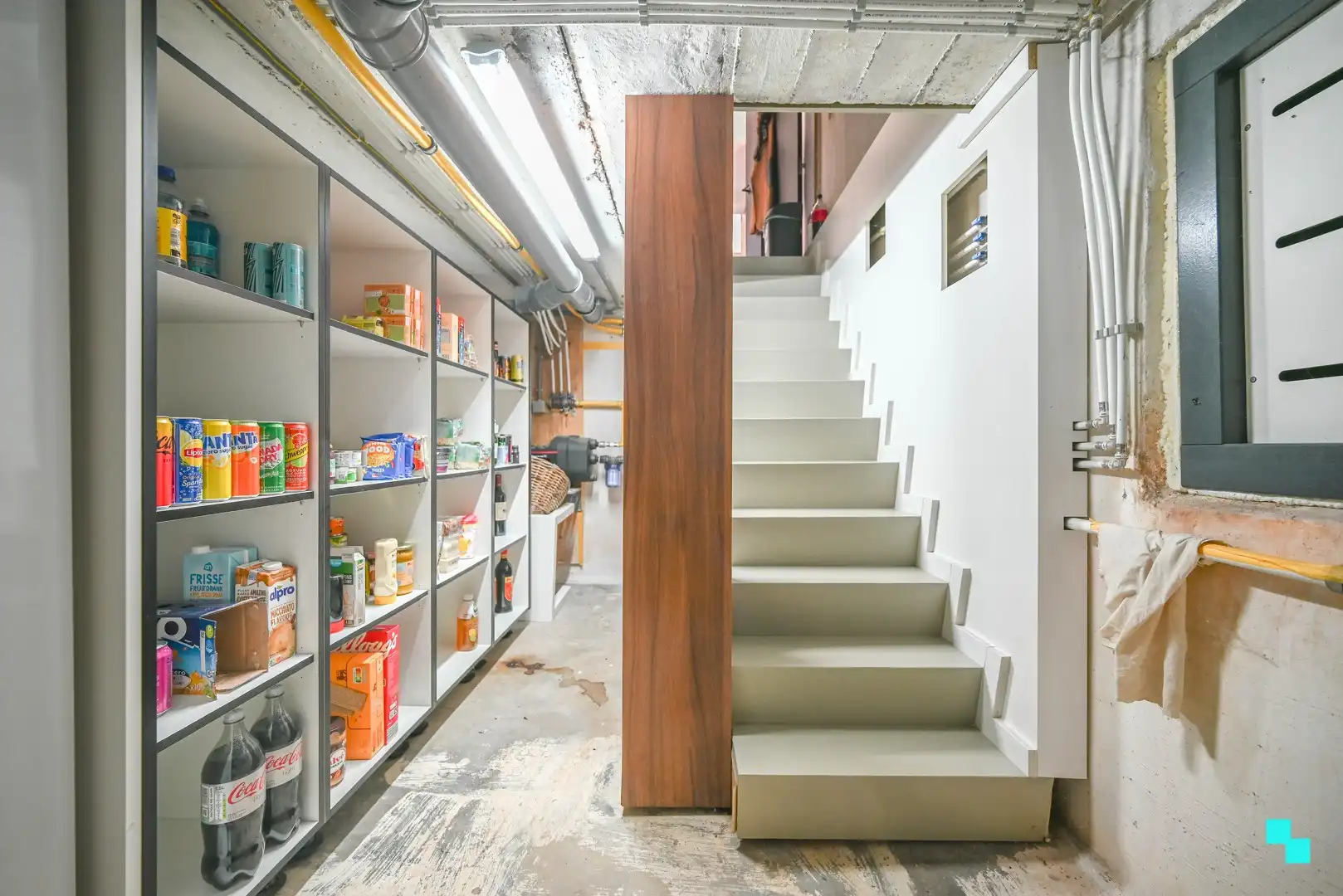 Gerenoveerde, veelzijdige woning in Anzegem foto 11