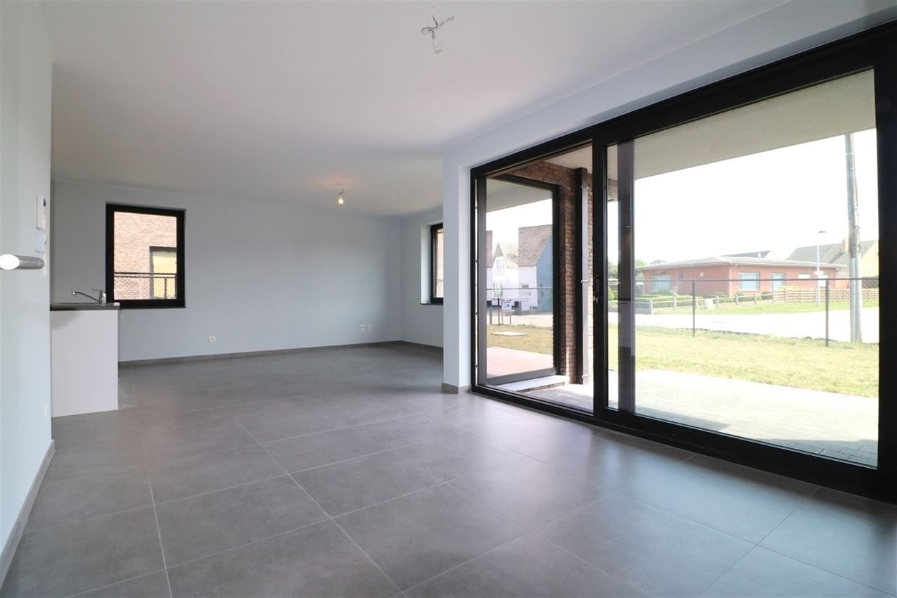 Glkvlrs (2 slpk), energiezuinig, terras & tuintje, 2 autostaanpl., kelderberging foto 6