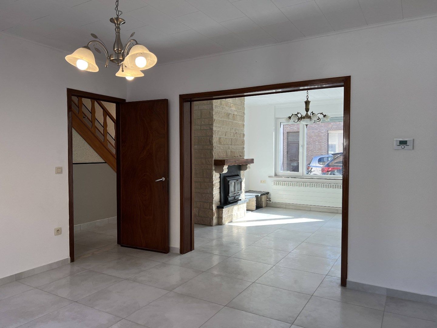 Goed gelegen rijwoning met tuintje foto 7