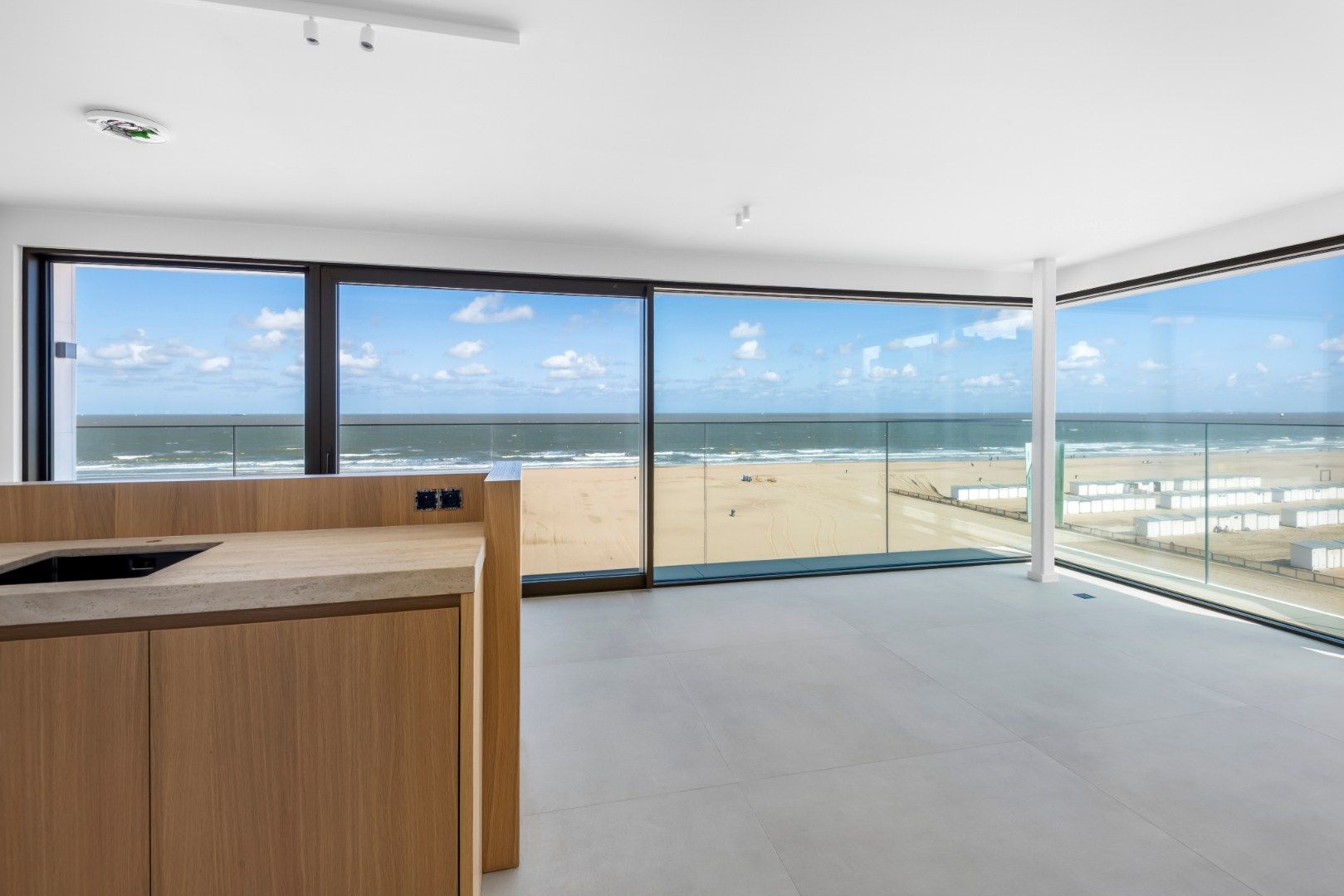 ()=>{if(producerUpdateValueVersion(node),producerAccessed(node),node.value===ERRORED)throw node.error;return node.value} 8300 Knokke