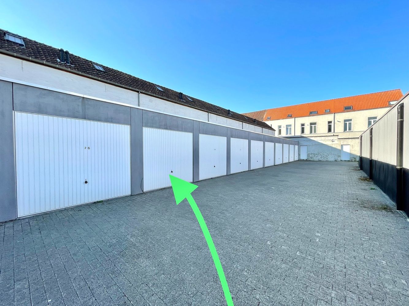 GARAGE TE HUUR TE GENT ZUID foto {{pictureIndex}}