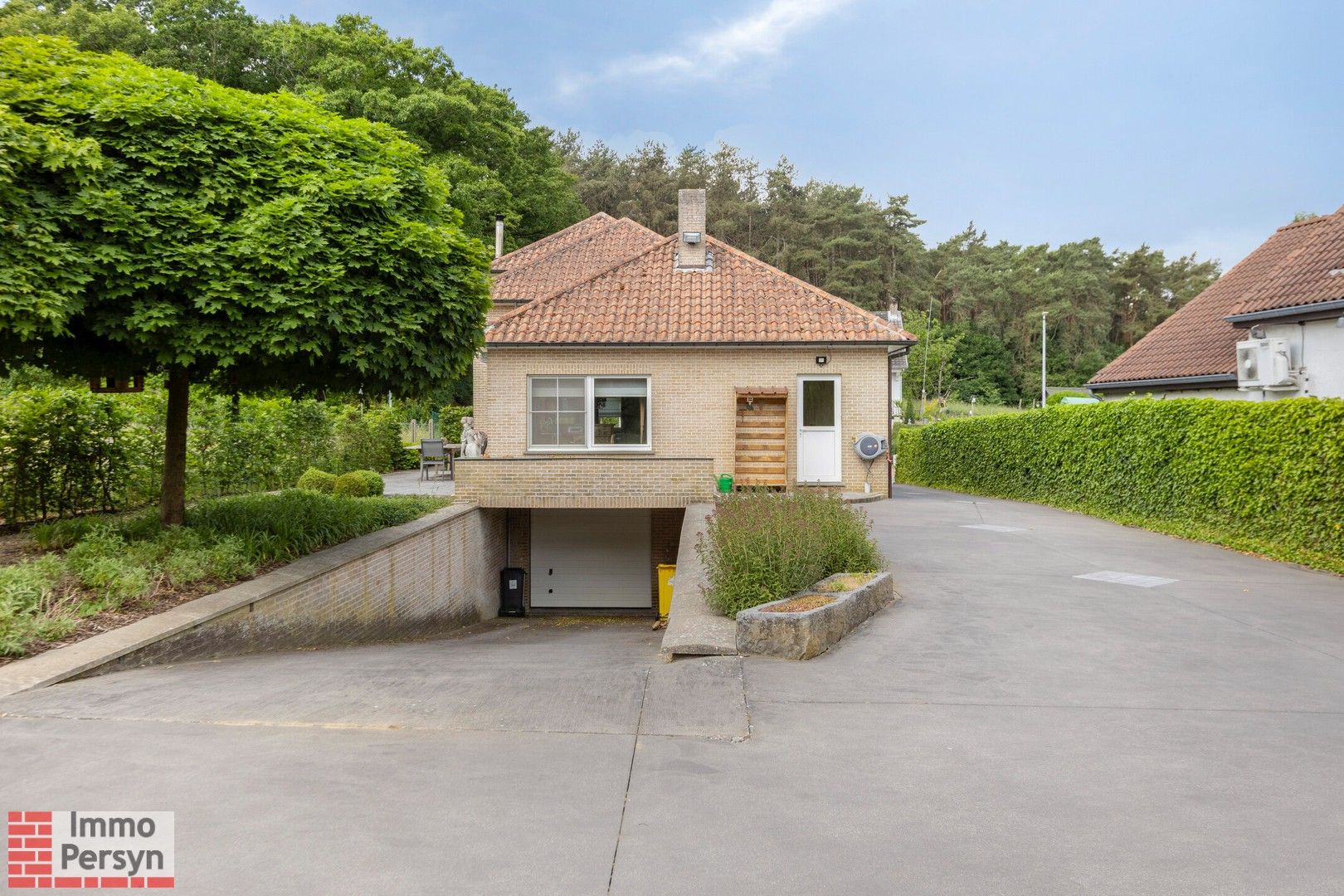 Charmante Spaanse villa met grote tuin en ondergrondse garage foto 29