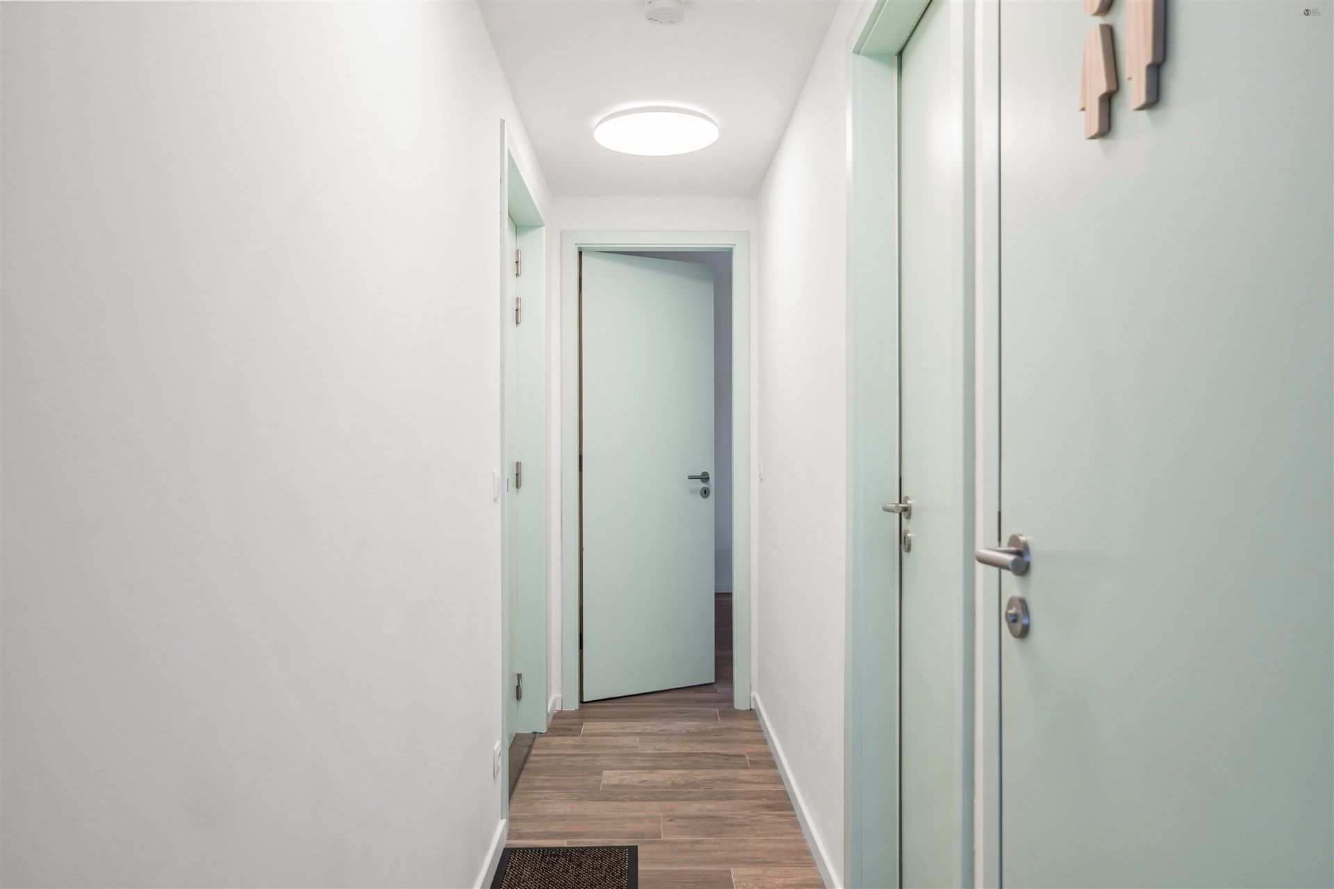 Gelijkvloers éénslaapkamer appartement te centrum Stekene foto 8